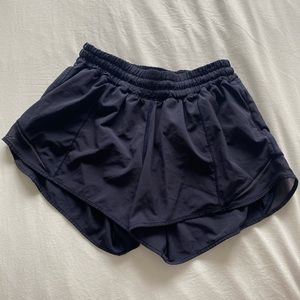 lululemon Hotty Hot Short (2.5”)